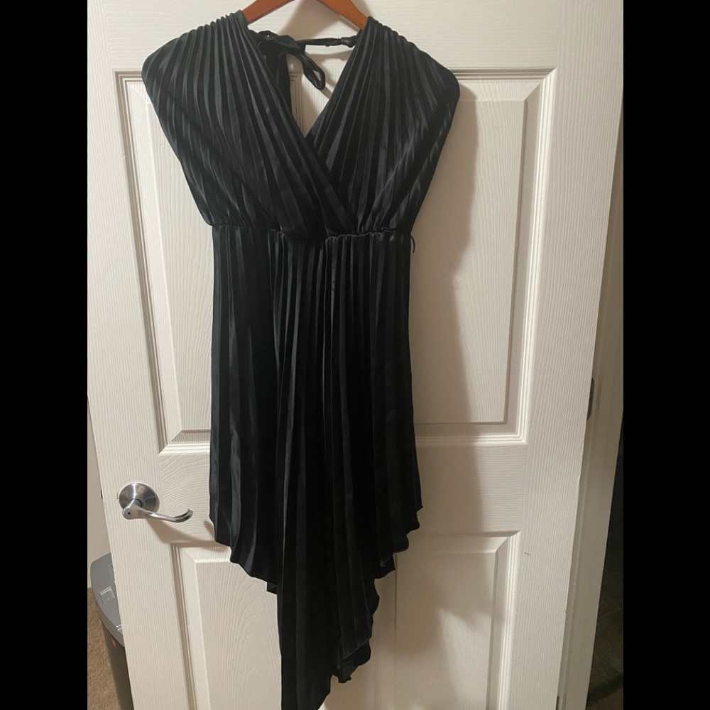 Cache medium halter top pleated silky dress black